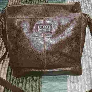 Relic leather shoulder bag